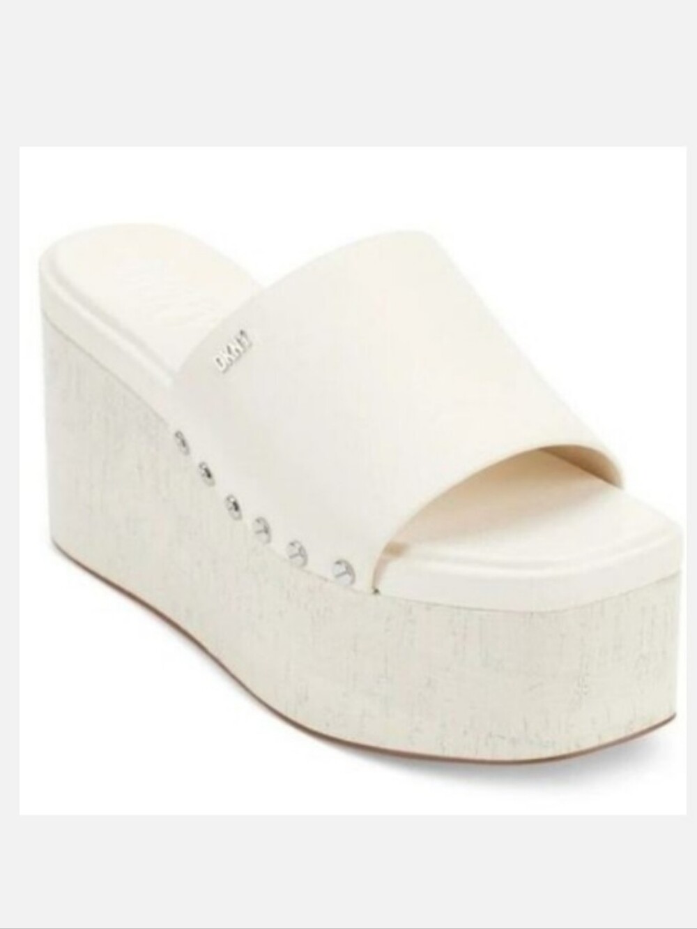 NWT DKNY ALVY Platform Slide with Stud Detail Size 11 NEW IN BOX